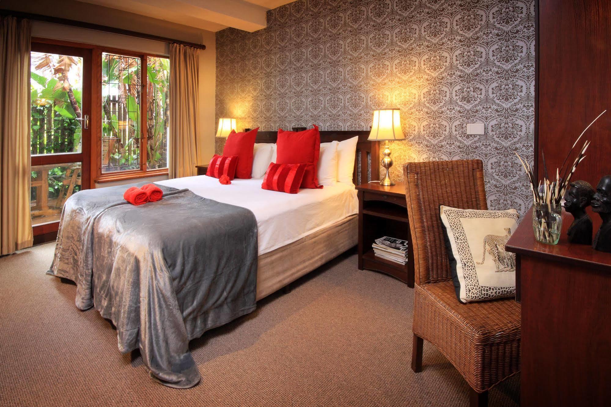 Thatchwood Country Lodge Сент-Френсіс-Бей Екстер'єр фото