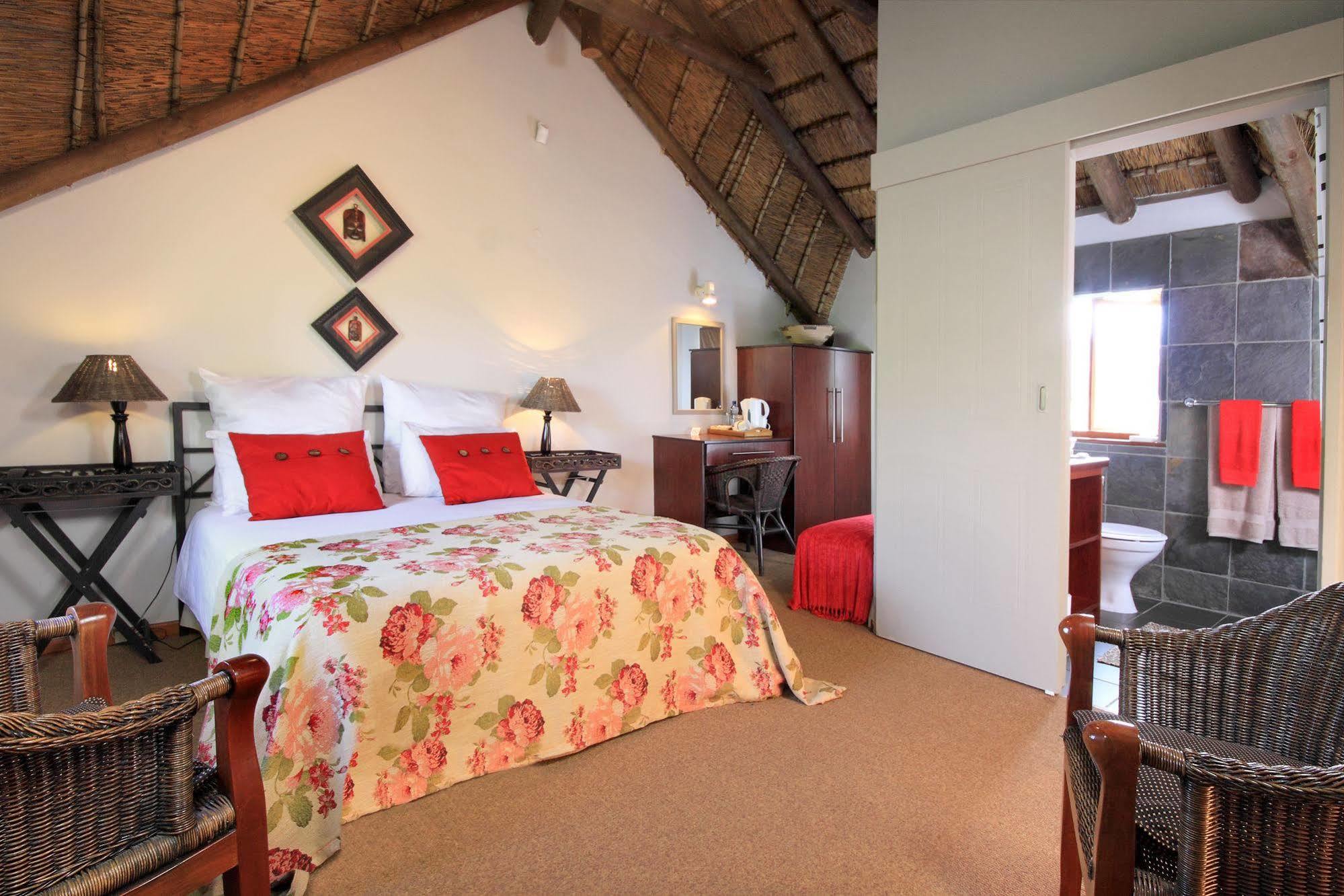 Thatchwood Country Lodge Сент-Френсіс-Бей Екстер'єр фото